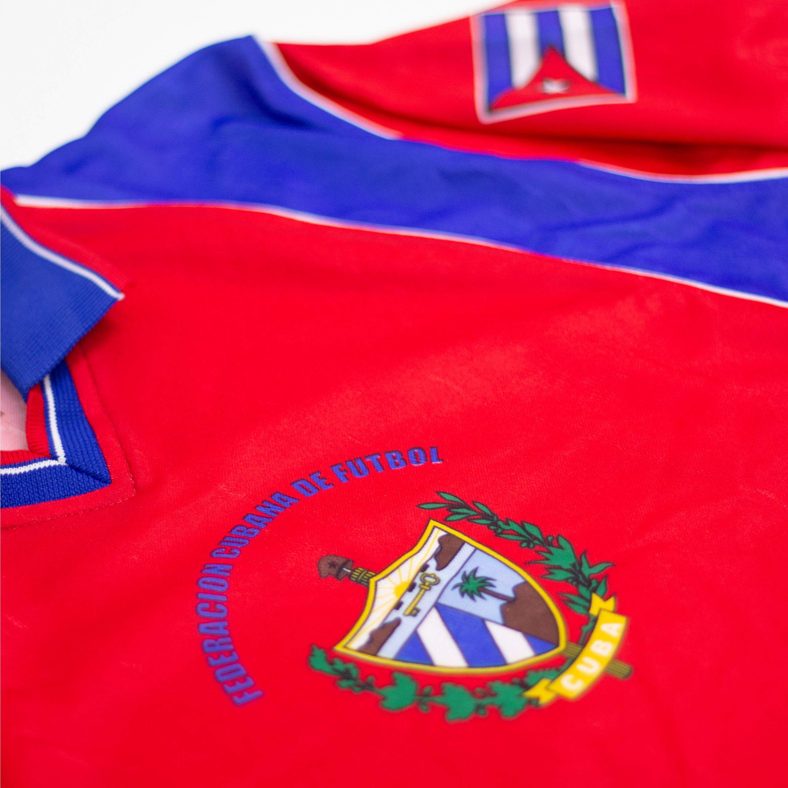 Cuba Red Vintage Soccer Jersey -- Size M