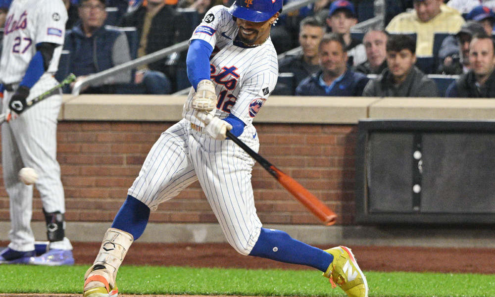 Lindor Records 1500th Career Hit and Joins Roberto Clemente on Rare ...